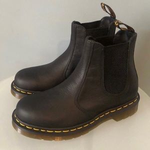 Doc Martens Chelsea Boots